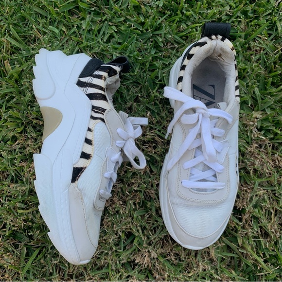 Zara Chunky Sneakers with Animal Print - Picture 3 of 16